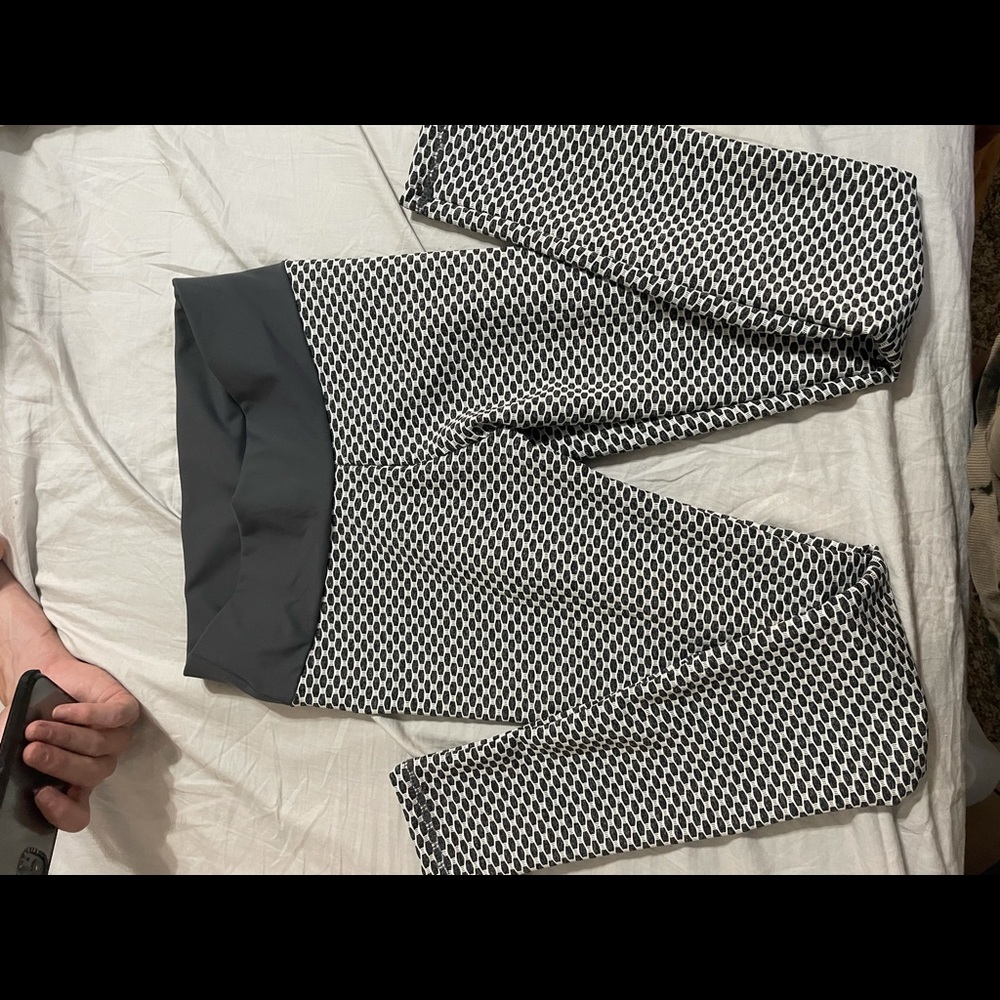 TikTok grey honeycomb leggings